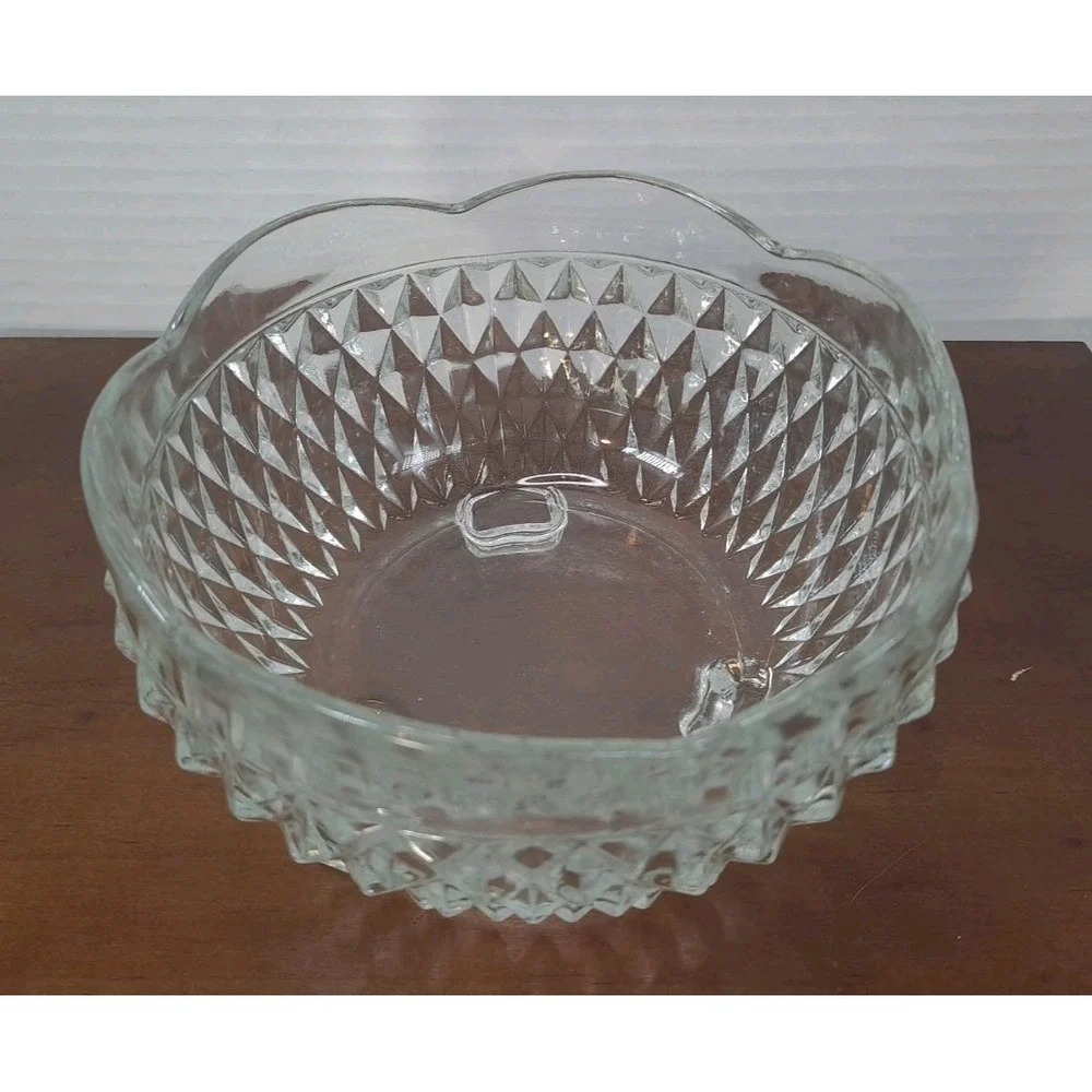 NIB Crystal Emporium Footed Centerpiece Bowl 4.75